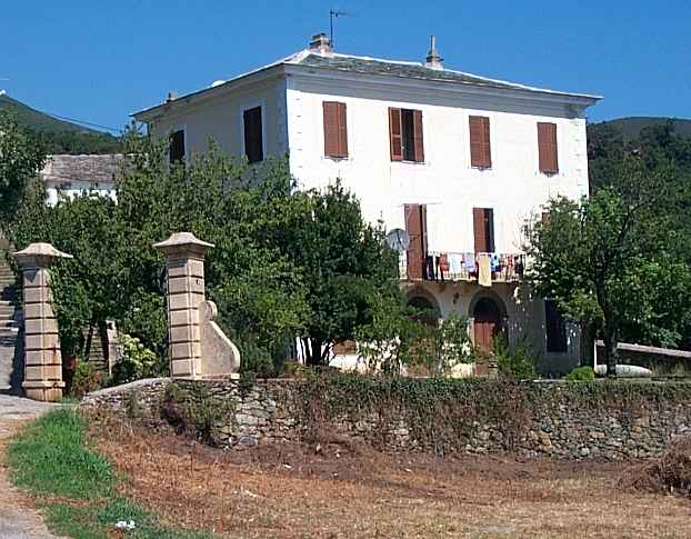 Palazzu Perrichi. Août 2000. Photo D.A.