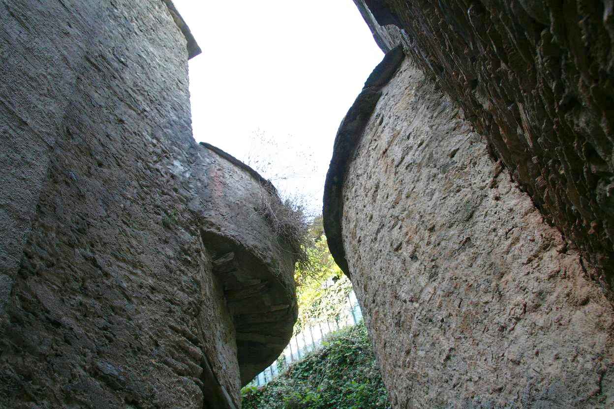 Fours à l'Oreta suprana. Juillet 2012. Photo D.A.
