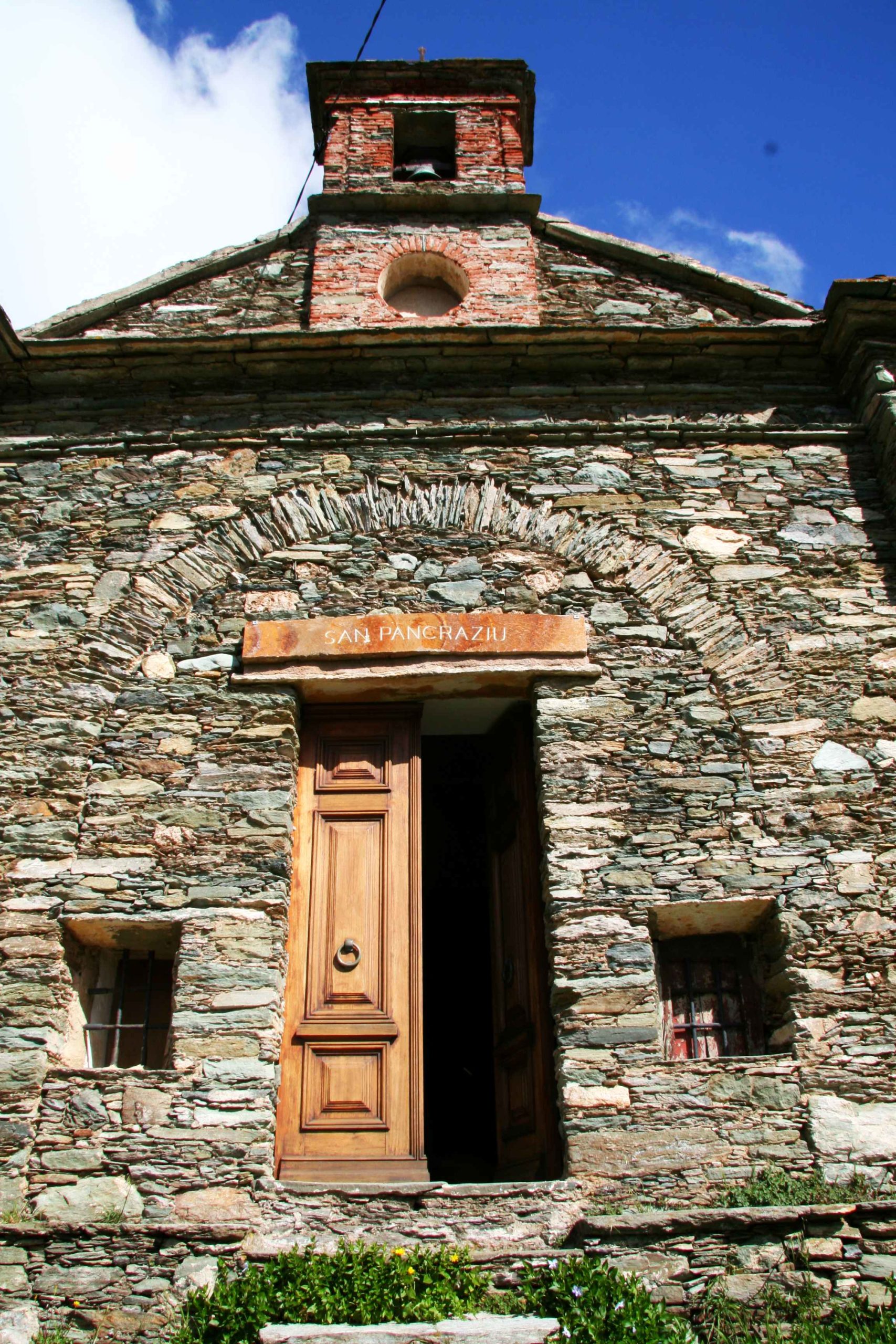Chapelle Saint-Pancrace. Avril 2008. Photo D.A.