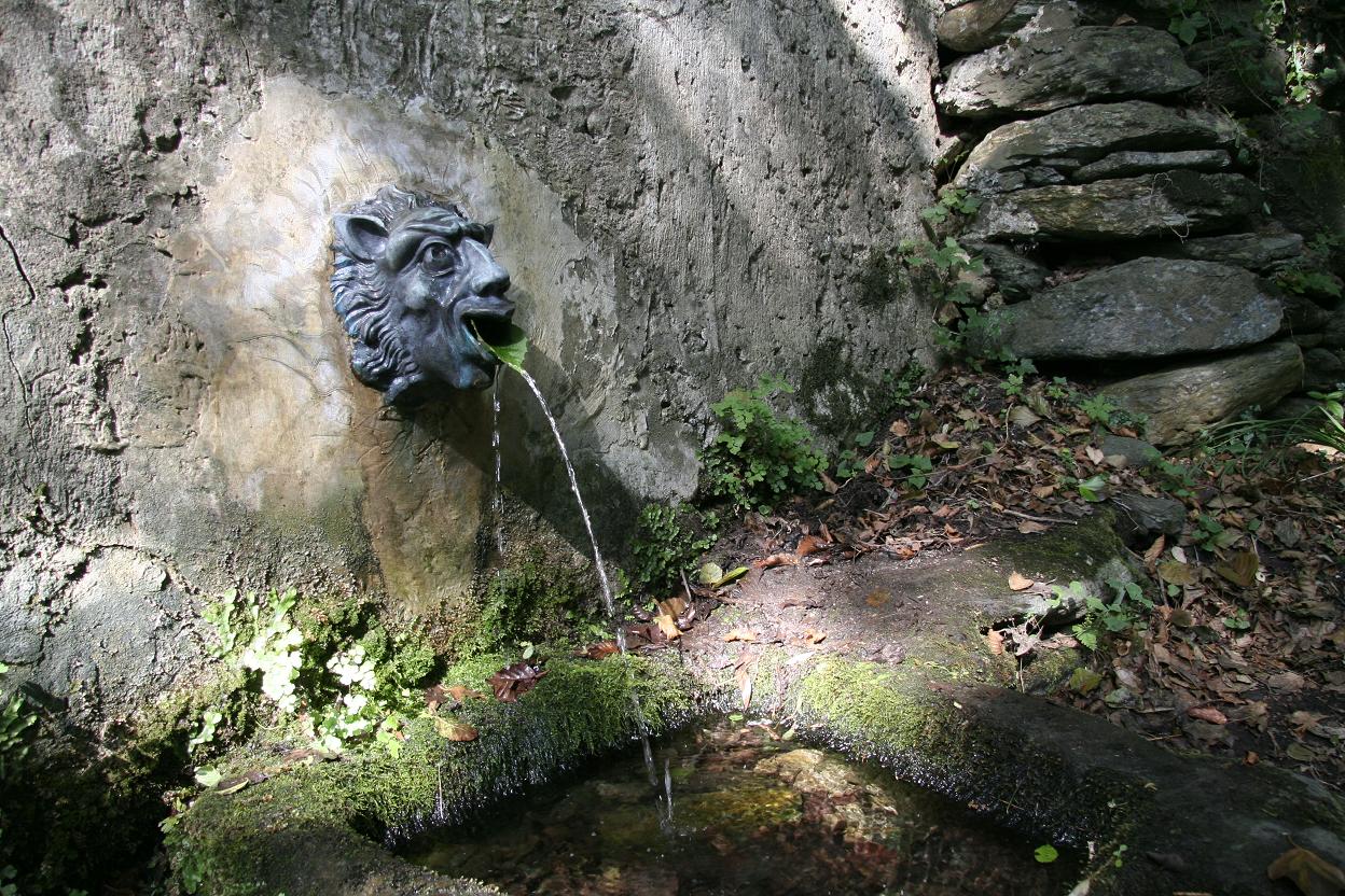 Détail mascaron Funtana Landi. Juillet 2012. Photo D.A.