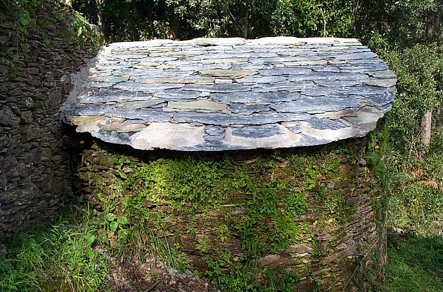 Four rénové à l'Orneto. Juin 2006. Photo D.A.