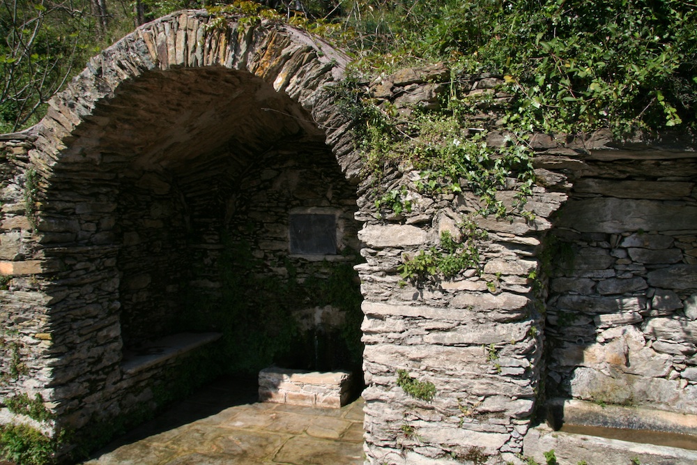 Funtana fresca au soleil. Avril 2008. Photo D.A.